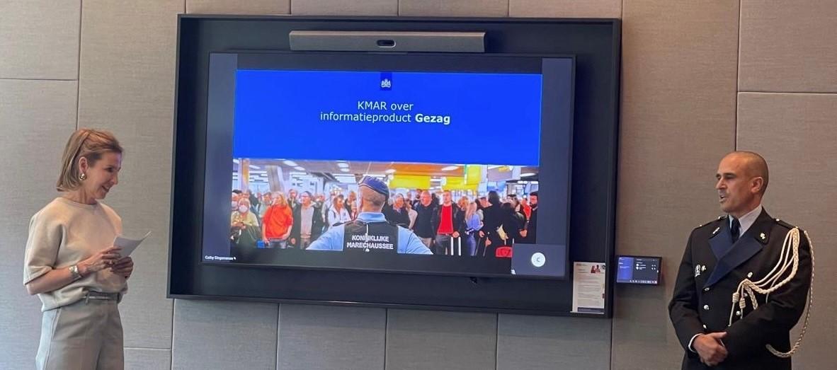 Gov Tech Day presentatie - : Omar Boulachioukh, Teamleider/Chief Immigration bij de Koninklijke Marechaussee en Cathy Dingemanse, Product Owner BRP API bij RvIG